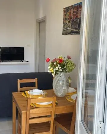 Near Station-terre D'amare Liguria 2